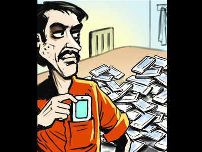 विकासपुरी के शोरूम से 70 लाख रुपये के मोबाइल फोन चोरी