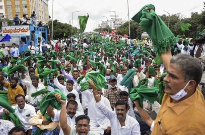 ​3 - ಕೃಷಿ ಮಸೂದೆಗೆ ವಿರೋಧ: ಬೆಂಗಳೂರಿಗೆ ದಿಗ್ಬಂಧನ ಹಾಕಿದ ರೈತ ಸಂಘಟನೆ..!