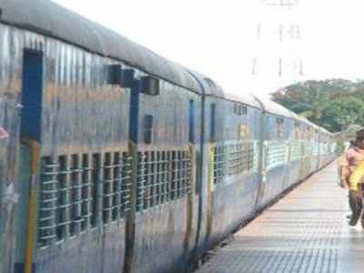 मुंबई के लिए तीन और स्पेशल ट्रेनें, रेलवे बोर्ड ने दी हरी झंडी, गोरखपुर, गोंडा, लखनऊ के यात्रियों को राहत