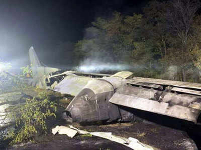 पाहा: युक्रेनमध्ये हवाई दलाच्या विमानाला अपघात; २२ जवान ठार