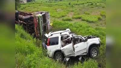 Karnataka News: ट्रक से टकराई तेज रफ्तार SUV, गर्भवती महिला सहित 7 लोगों की मौत