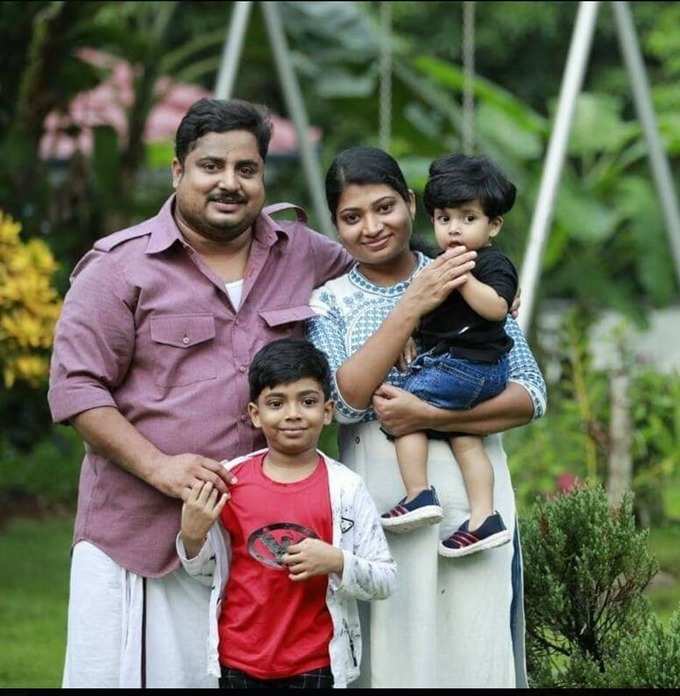 ഇങ്ങോട്ട് വിളിച്ച് പോരെടാ