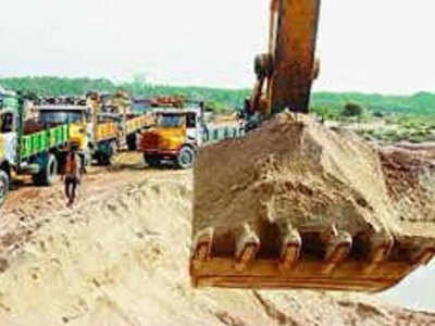 Mumbai News: रेती माफियाओं पर पालघर एसपी की कार्रवाई, 7.90 करोड़ का माल जब्त