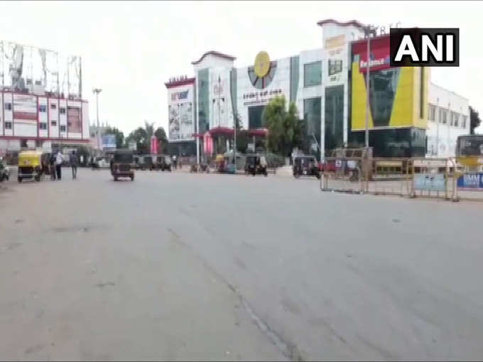 कर्नाटक बंद के दौरान सड़कों पर पसरा सन्नाटा