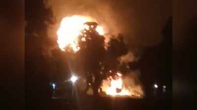 MP: होशंगाबाद में LPG से भरा ट्रक पलटा, लगी भीषण आग, 300 सिलेंडरों में ब्लास्ट, थर्राया पूरा इलाका
