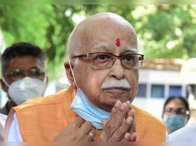 Advani in Babri Verdict: ઘરની બહાર નીકળીને અડવાણી બોલ્યા જય શ્રીરામ