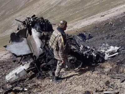 आर्मीनिया ने जारी की सुखोई-25 लड़ाकू विमान के मलबे की तस्‍वीर, बयान से पलटा अजरबैजान