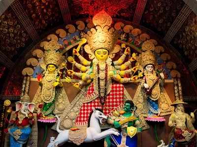 Navratri 2020 Durga Vahan Prediction नवरात्रोत्सव : यावर्षी देवीचे वाहन कोणते असेल? असा राहील प्रभाव