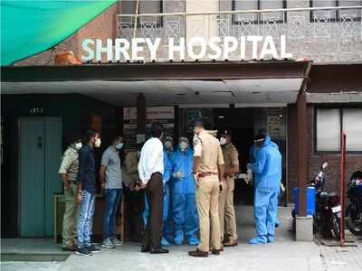 ગુજરાત HCમાં ઘટસ્ફોટ: અમદાવાદમાં 900 હોસ્પિટલો પાસે ફાયર NOC જ નથી