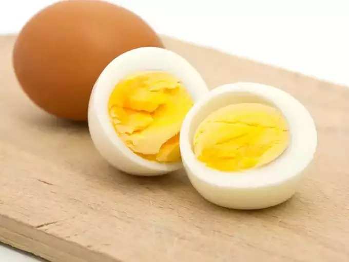 ​पनीर आणि अंड्याची तुलना