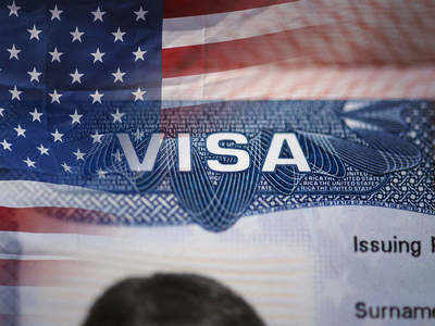 H-1B visa: ఐటీ ఉద్యోగులకు భారీ షాక్‌.. ఉద్యోగాలు, వేతనాలపై ప్రభావం..!