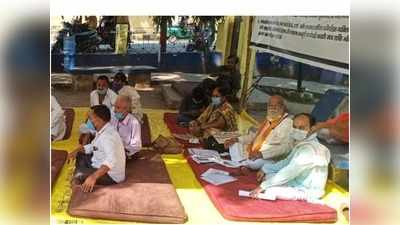 Bareilly News: योगी राज में भूमाफिया के खिलाफ 17 दिनों से धरना-प्रदर्शन कर रहे बीजेपी के सक्रिय कार्यकर्ता नरेश पाल