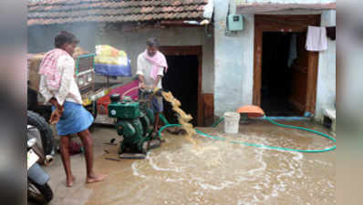 ಲಕ್ಷ್ಮೇಶ್ವರ: ಮಳೆಗೆ ಸಾಕಷ್ಟು ಹಾನಿ