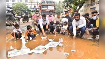 ಬಿಜೆಪಿ ಸರಕಾರ ನಿರ್ಲಕ್ಷ್ಯದ ವಿರುದ್ಧ ಕಾಂಗ್ರೆಸ್‌ ಆಕ್ರೋಶ,ಡೋಣಿ ಬಿಟ್ಟು ಪ್ರತಿಭಟನೆ