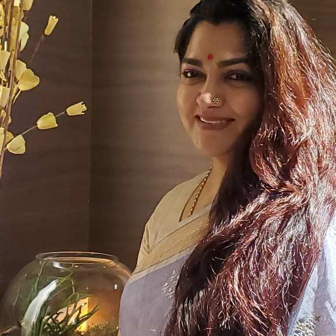 khushbu sundar