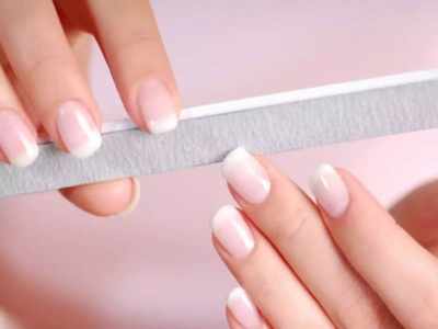 Peeling Cuticles नखांच्या क्युटिकल्सची कशी घ्यावी काळजी? कोरफडसह या ७ नैसर्गिक उपचारांची माहिती जाणून घ्या