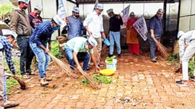 ಬಿಆರ್‌ಟಿಎಸ್‌ ವಿರುದ್ಧ ಆಪ್‌ ವಿಭಿನ್ನ ಪ್ರತಿಭಟನೆ