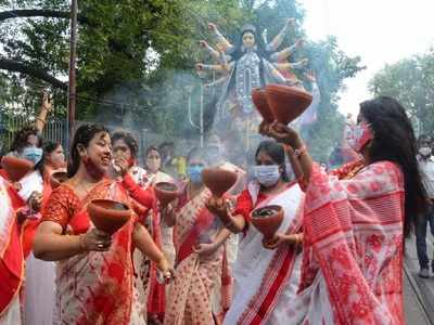 পুজোয় প্যান্ডেল হপিং? সাবধান! ৬১ মৃত্যু-সহ আবার রেকর্ড করোনা সংক্রমণ বাংলায়