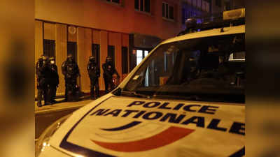पेरिस: पैगंबर मोहम्मद का कार्टून बच्चों को दिखाया, पैरंट ने टीचर का सिर काटा, खुद बना पुलिस की गोली का शिकार