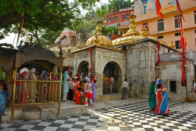 ​ಹಿಮಾಚಲ ಪ್ರದೇಶ-ಜ್ವಾಲಾಜಿ ದೇವಾಲಯ
