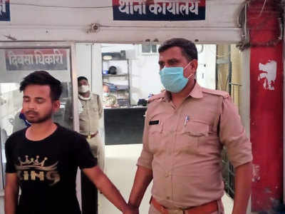 meerut news: खुद को भाजपा नेता बता छात्रा से दोस्‍ती गांठी, क्‍लास छोड़ने के बहाने कार में किया रेप