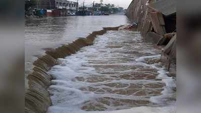 Hyderabad Rains: स्ट्रेचर पर मरीज, लबालब पानी...जल प्रलय से हैदराबाद बुरी तरह पस्त