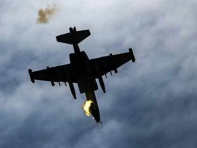तुर्की-इजरायल के दम पर आर्मीनिया पर भारी पड़ रहा अजरबैजान, मार गिराया SU-25 लड़ाकू विमान