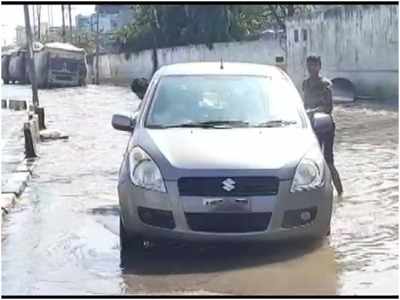 Telangana Rain: हैदराबाद में बारिश का कहर, कई इलाकों में फिर बाढ़ जैसे हालात