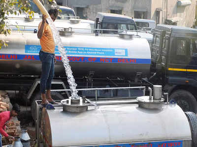 Delhi Water Crisis: दिल्ली में अगले 4-5 दिनों तक होगी पानी की किल्लत, जानें क्या है वजह
