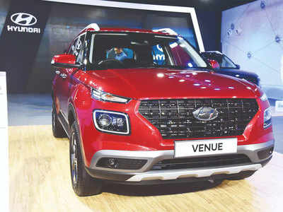 Hyundai Venue ची किंमत वाढली, Kia Sonet पेक्षा महाग झाली