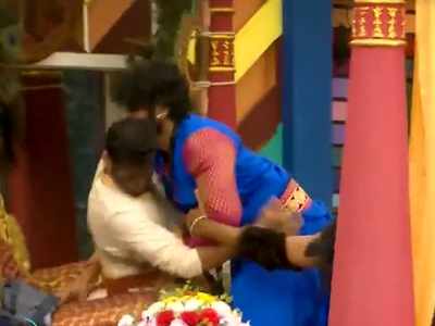 Bigg Boss 4: அடிதடி சண்டையில் முடித்த டாஸ்க்.. பரபரப்பான ப்ரொமோ வீடியோ