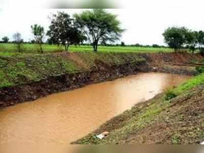 लोकसहभागातून काढला २२९ कोटींचा गाळ