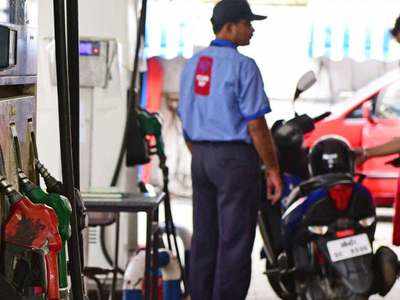 Petrol Diesel Price: लगातार 22 वें दिन भी रही शांति, जानें अपने शहर के दाम