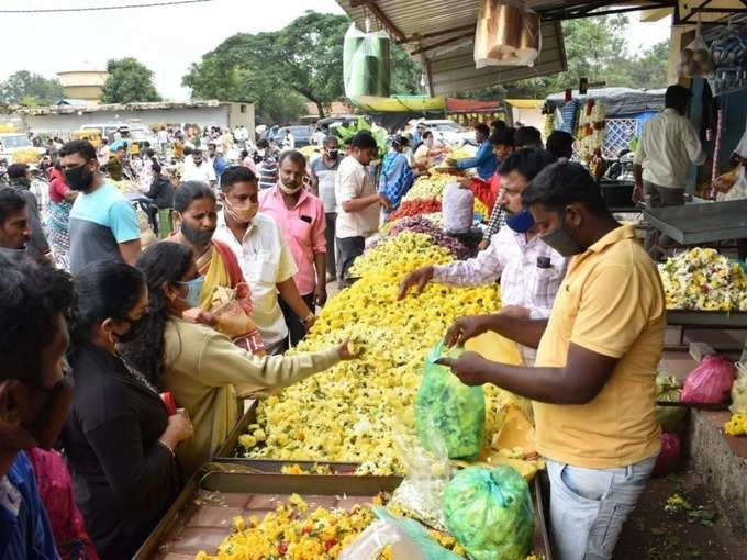 ஆயுத பூஜை ஸ்பெஷல் வியாபாரம்!