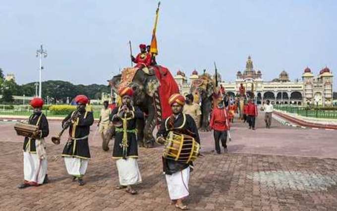 ​6 - ಸೋಮವಾರದ ಜಂಬೂ ಸವಾರಿಗೆ ಅಂಬಾವಿಲಾಸ ಸಿದ್ಧ..!