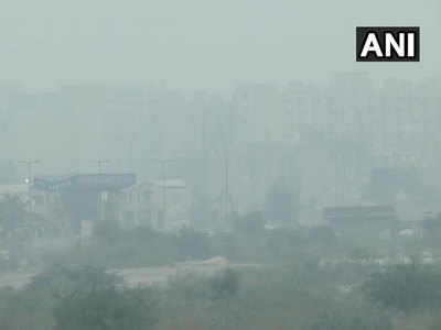 LIVE: नहीं कम हो रहा दिल्ली की हवा में ज़हर, AQI का लेवल आज भी बहुत खराब