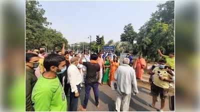 निकिता हत्याकांड: गुस्साए लोगों ने बल्लभगढ़ में हाइवे किया जाम, हरियाणा पुलिस मुर्दाबाद, यूपी पुलिस जिंदाबाद के लगाए नारे