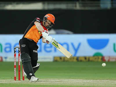 IPL-13: एक मैच के पावरप्ले में सबसे ज्यादा रन बनाने वाले बल्लेबाज बने बर्थडे बॉय डेविड वॉर्नर