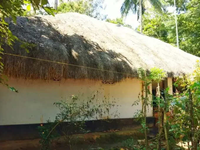 ​പഴമയുടെ സൗന്ദര്യം നിലനിര്‍ത്തുന്ന വീടുകൾ