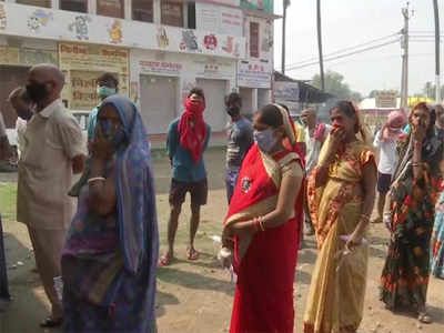 बिहार निवडणूकः संध्याकाळी ६ वाजेपर्यंत ५३ टक्क्यांहून अधिक मतदान