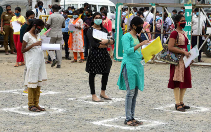 ​പരീക്ഷാർത്ഥിയും പിതാവും അറസ്റ്റിൽ