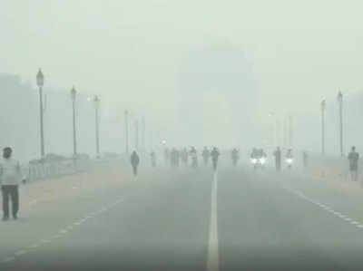 Pollution in India Live Updates: दिल्ली-एनसीआर में आज भी छाई धुंध की चादर, वायु प्रदूषण से हाल बेहाल