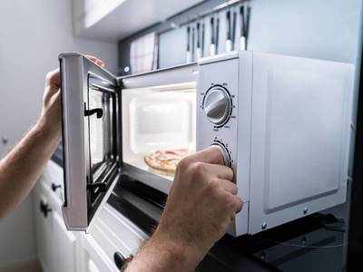 Microwave Oven On Amazon : हैवी डिस्काउंट पर Amazon Sale से खरीदें Samsung और Bajaj के Microwave Oven