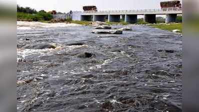 நொய்யல் ஆற்றில் குளித்த இருவர் பலி... சடலமாக மீட்பு