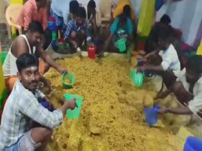 மதுரை கோயிலில் பிரியாணி பிரசாதம்: 80 கிடா, 150 கோழி!