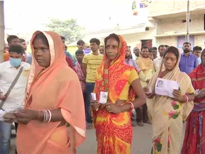 बिहारमध्ये ५४ टक्क्यांहून अधिक, तर मध्य प्रदेशात ६९ टक्क्यांवर मतदान