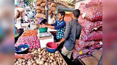 पाकिस्तान, बंगलादेश और नेपाल, सब जगह भारत से सस्ता बिक रहा है आलू-प्याज