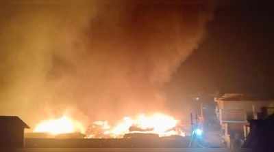फिरोजाबाद सब्जीमंडी में आग, 50 लाख से ज्‍यादा का नुकसान