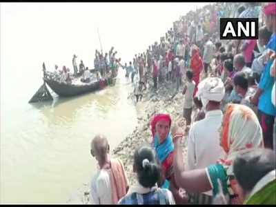 గంగానదిలో ఘోర పడవ ప్రమాదం.. పలువురు గల్లంతు