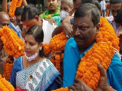 Bihar : पति का नाम सुन बंद हो जाता था दरवाजा, मंत्री पत्नी की 7 नवंबर को परीक्षा, जानें दिलचस्प किस्से